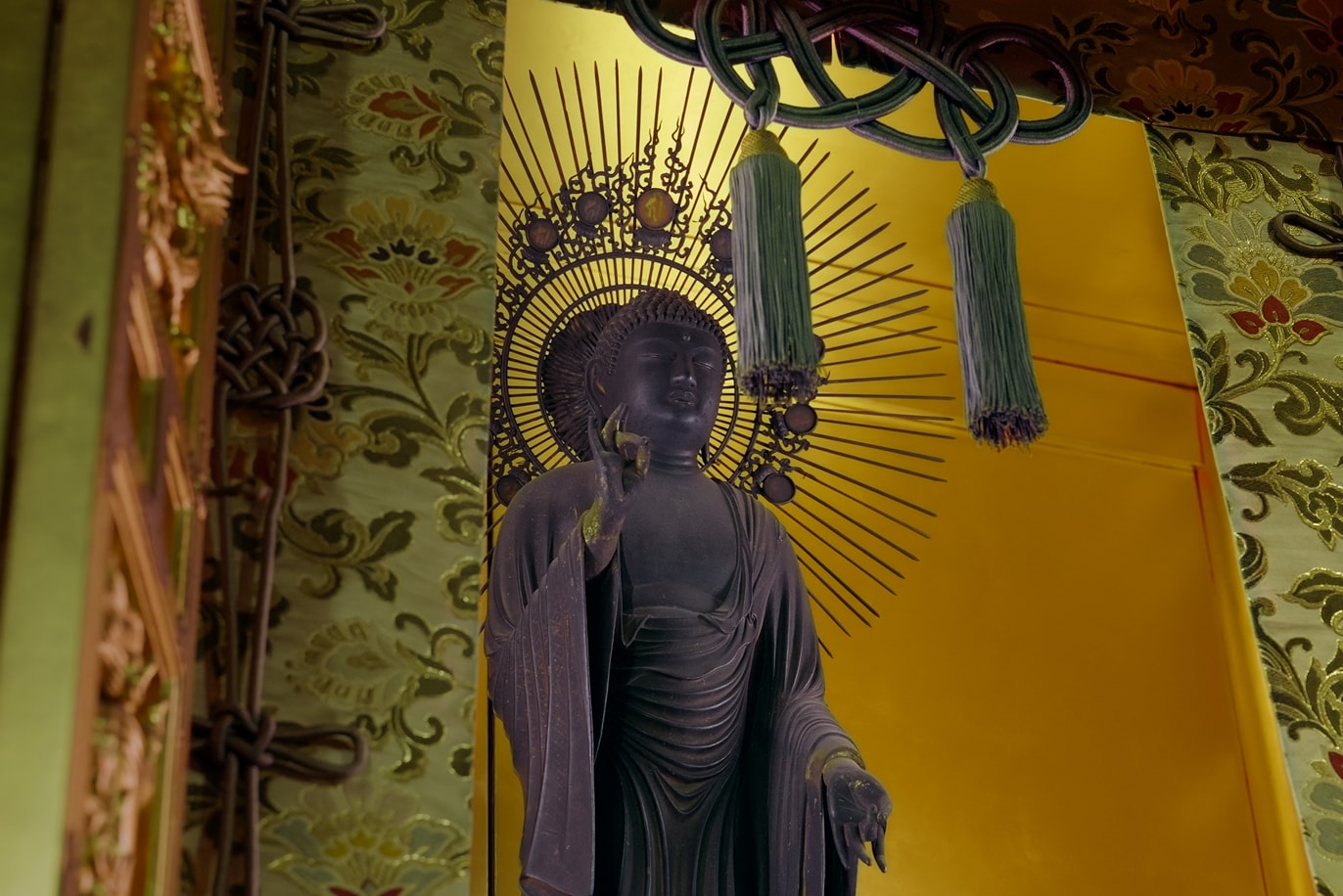 阿弥陀如来立像